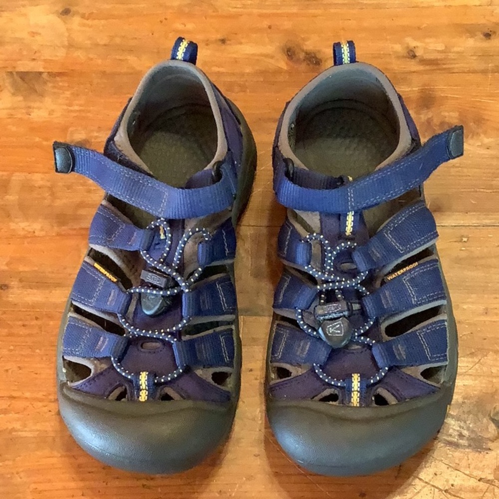 Keen Boys Blue Newport Sandals Size 3